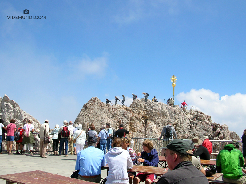 Climbing ZUGSPITZE