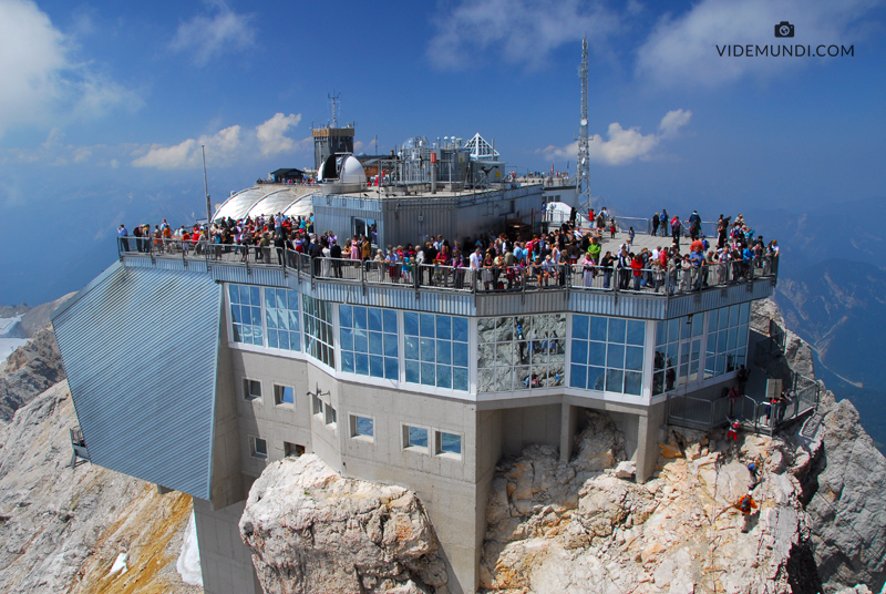 Climbing ZUGSPITZE