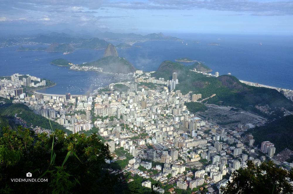 Top ten sights in Rio de Janerio Rio Brazil Christo Redentor Corcovado 