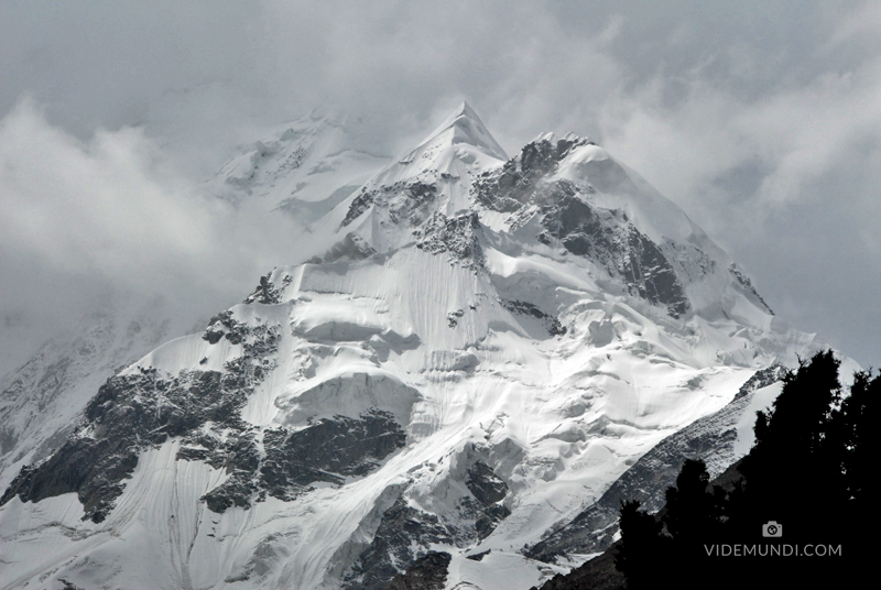 Rakaposhi trek