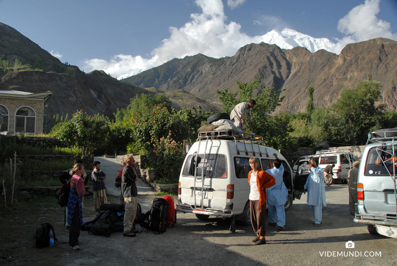 Rakaposhi trek